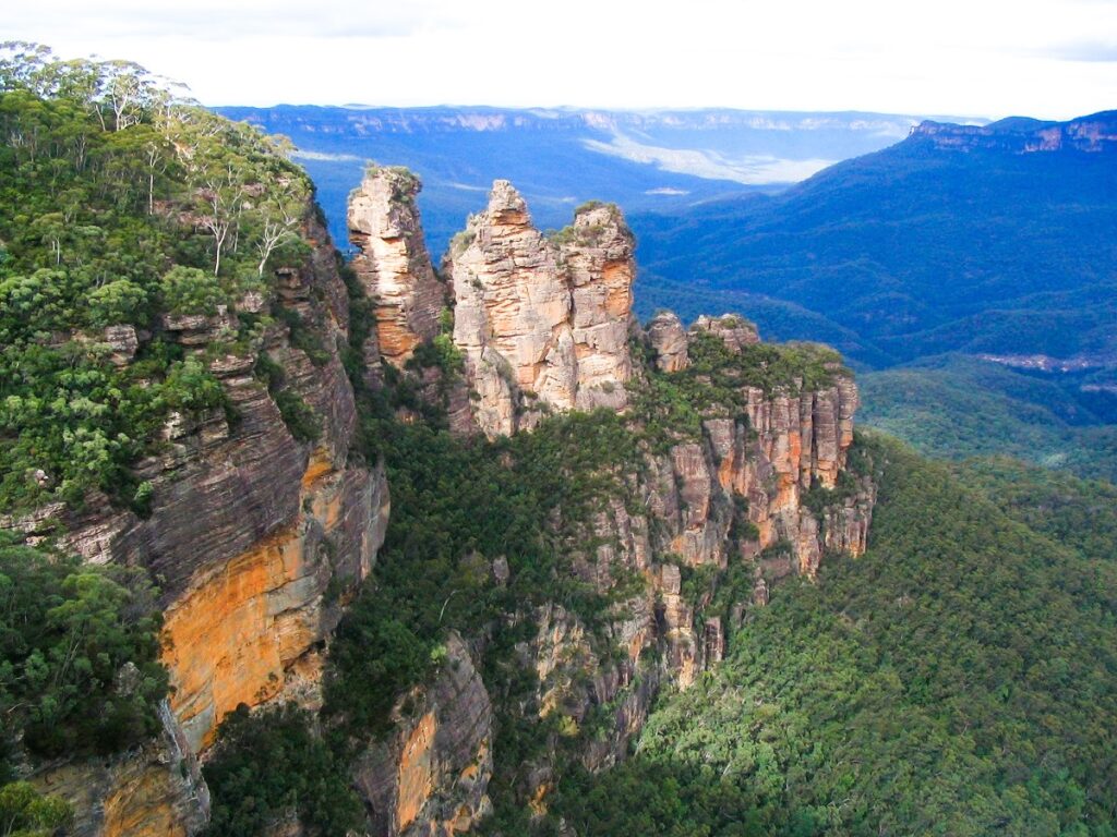 Australia-Blue Mountains-Three Sisters