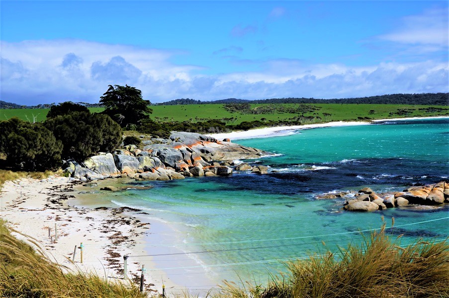 Bay of Fires in Tasmania By Jan from Leisurely Drives